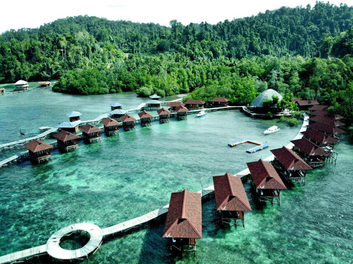 Korpak Villa & Resort Raja Ampat Saonek Extérieur photo