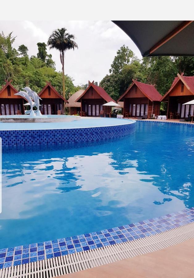 Korpak Villa & Resort Raja Ampat Saonek Extérieur photo