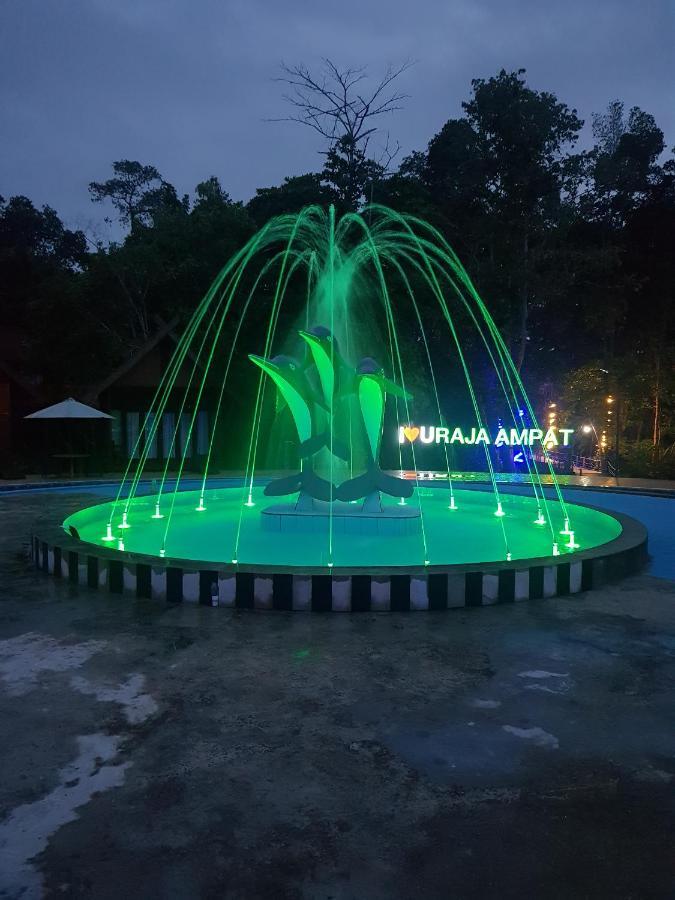 Korpak Villa & Resort Raja Ampat Saonek Extérieur photo