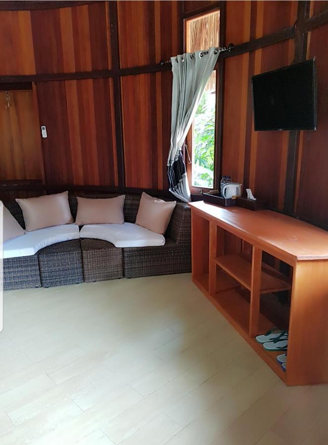 Korpak Villa & Resort Raja Ampat Saonek Extérieur photo
