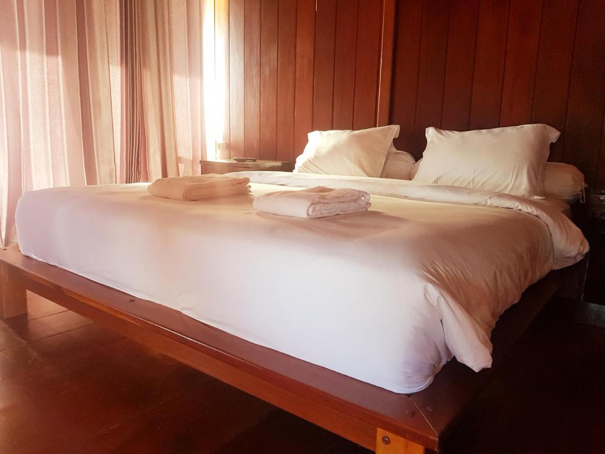 Korpak Villa & Resort Raja Ampat Saonek Extérieur photo